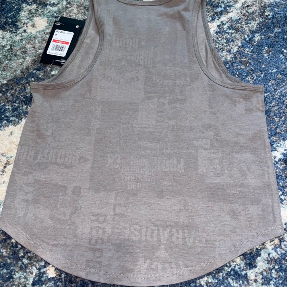 Under Armour Exercise Razorback Top - Picture 5 of 5